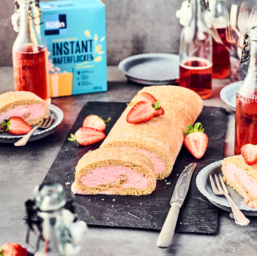 Erdbeer-Biskuit-Rolle